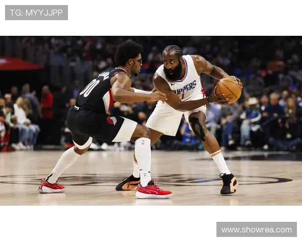 夏普爆砍35分带领开拓者击败鹈鹕强势终结连败重振球队士气整体